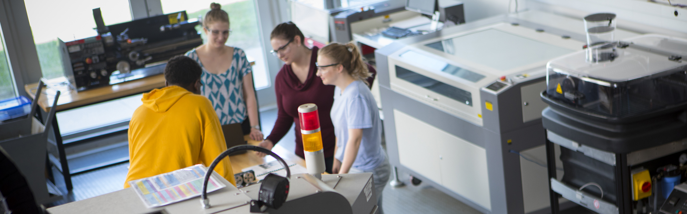 Students in OPG lab